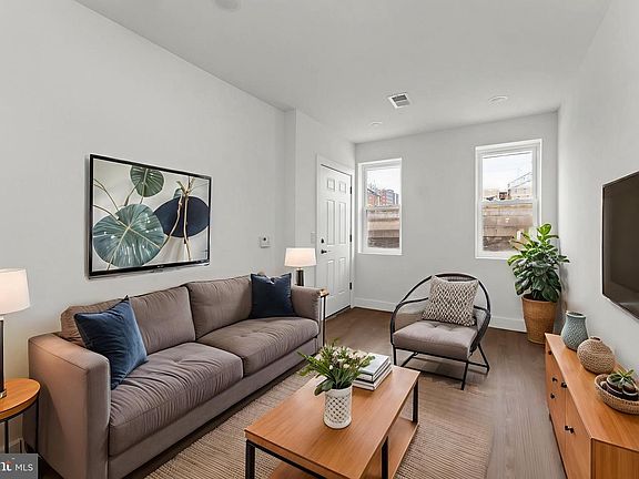 3rd image of 2033 N 9th St