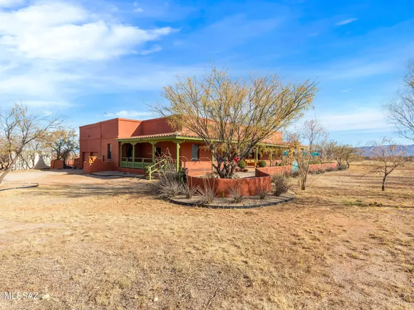 8590 E Nevada Dr, Hereford, AZ 85615