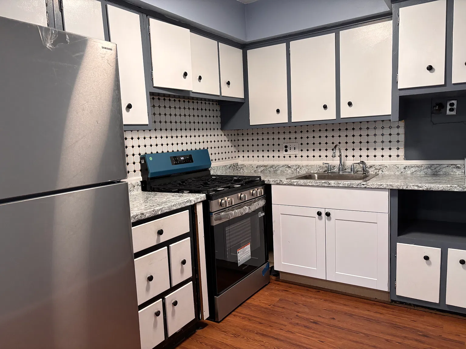 2 bed, 1846 sqft, $1,600 — Photo 3