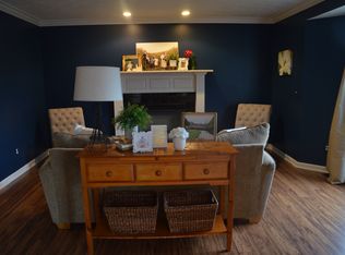 1176 N Pointe Dr, Normal, IL 61761