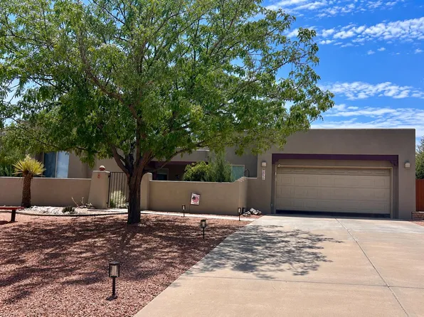 6830 Oersted Rd NE, Rio Rancho, NM 87144
