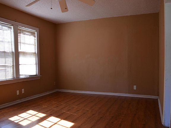4th image of 1101 SW 26th St