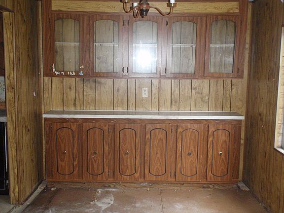 2nd image of 202 W Boone Ave