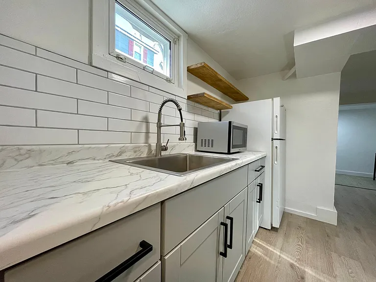 655 N 9th St #B — Photo 1