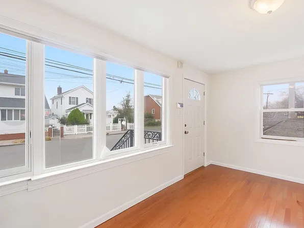 160-36 99th Street image 2 of 31