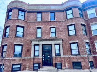 4949 S Calumet Ave #3S, Chicago, IL 60615