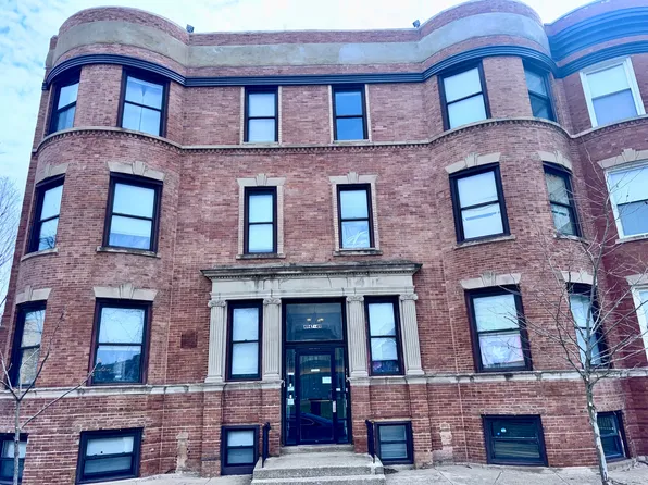 4949 S Calumet Ave #3S, Chicago, IL 60615