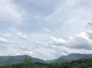 Bristol Ave, Andrews, NC 28901