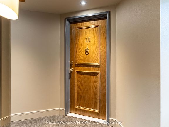 3rd image of 405 Laurier Ave E #10
