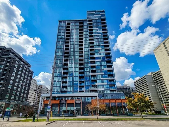 500 Brock Ave #909, Burlington, ON L7S 1M8