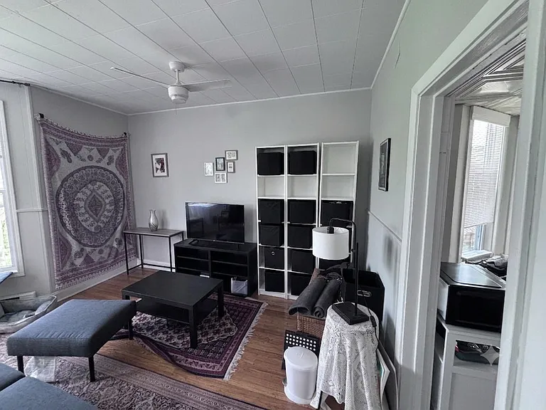 25 Webster Ave #2 — Photo 3