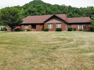 8656 State Highway 7, Viper, KY 41774