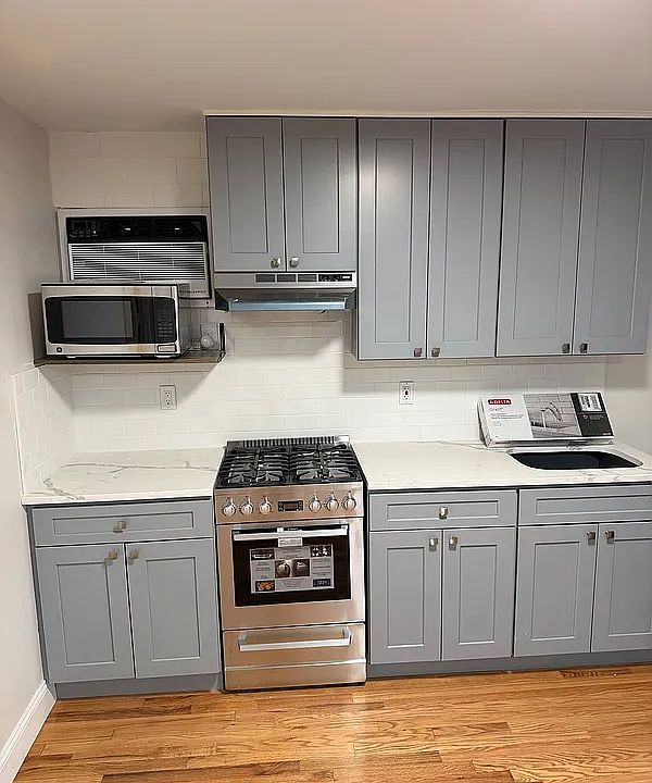 1st image of 237 Leonard St #1