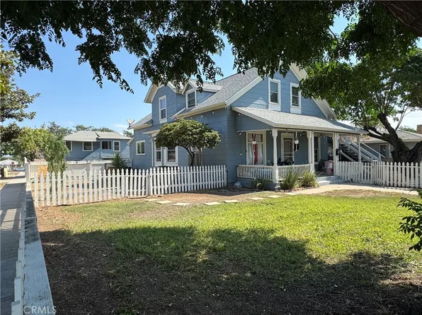 523 W 5th St, Corona, CA 92882