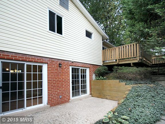 2nd image of 4942 Gainsborough Dr