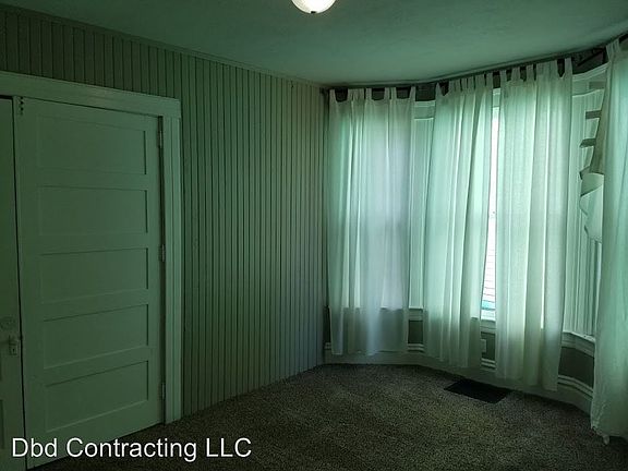 5th image of 805 Columbia Ave APT 102