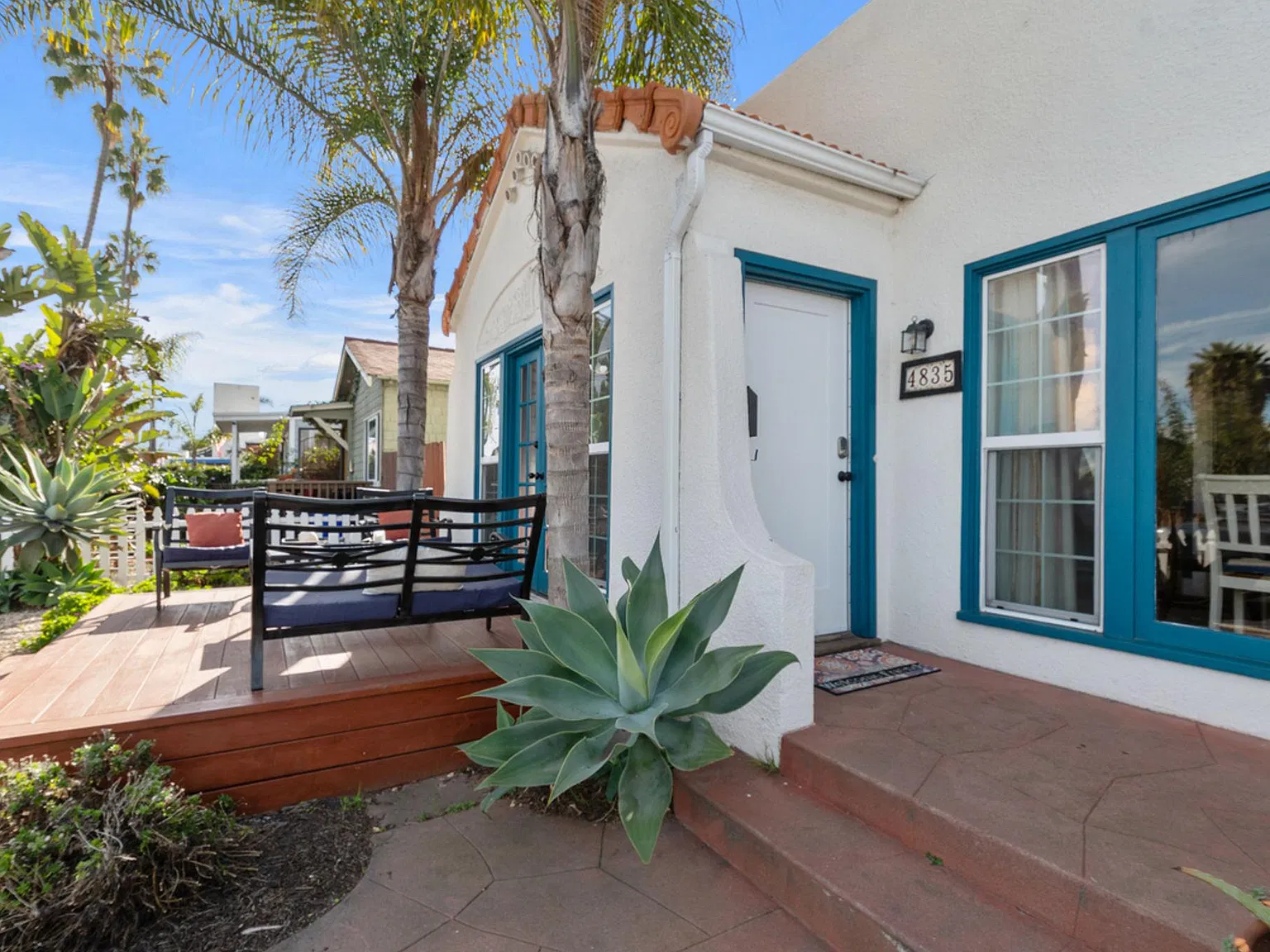 2 bed, 1100 sqft, $4,950 — Photo 3