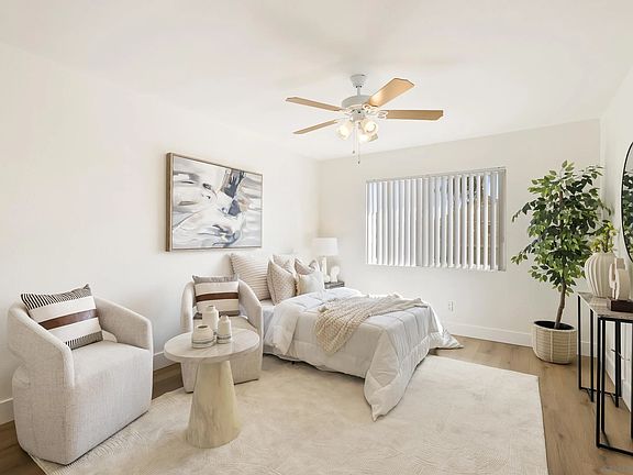 3rd image of 4654 33rd St Unit 5