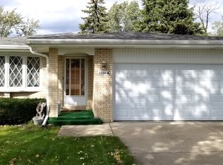 1130 Adelia St, Downers Grove, IL 60516