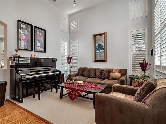 4th image of 118 Maybeck Street