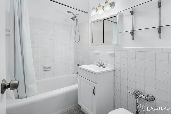 Rented by Brown Harris Stevens | media 17