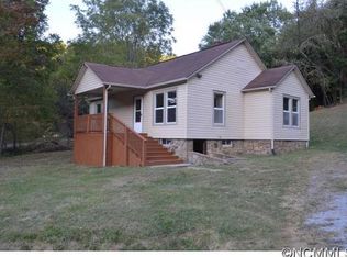 1657 Kims Cove Rd, Canton, NC 28716