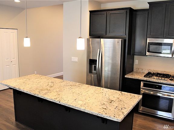 5th image of 9208 198th Street Ct E