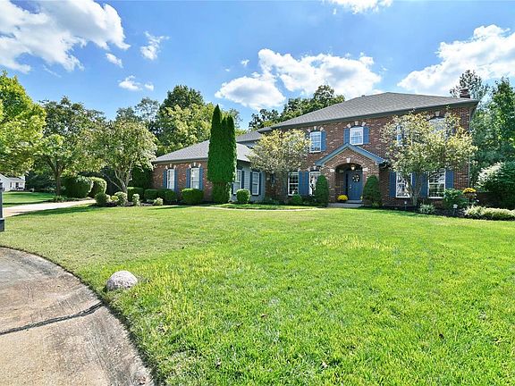 4th image of 760 Lakeshore Meadows Dr