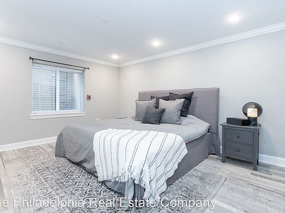 5th image of 3414 W Commissioner St APT 1