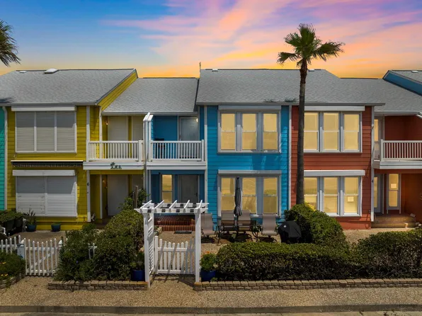 8416 Seawall Blvd APT 5, Galveston, TX 77554