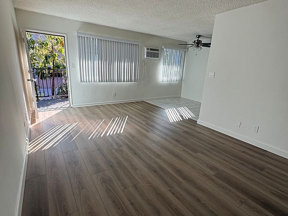 5th image of 469 W Windsor Rd #204