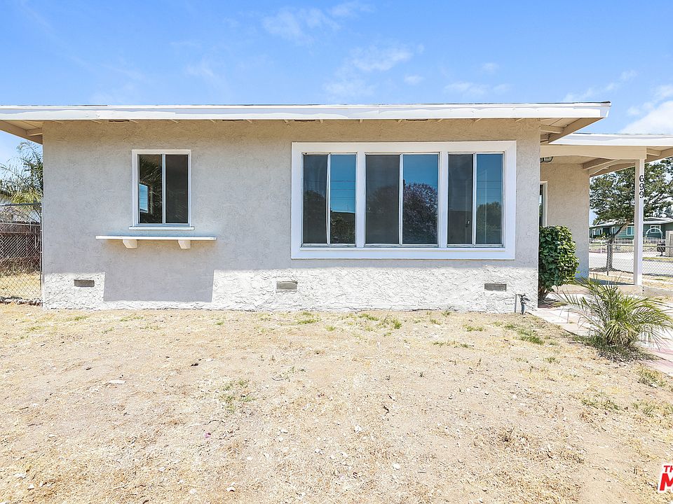 1st image of 699 E La Verne Ave