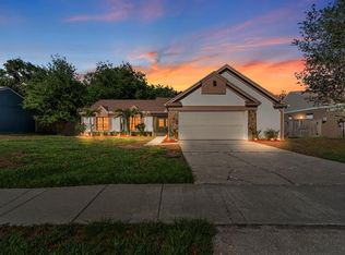 1308 Peachfield Dr, Valrico, FL 33596