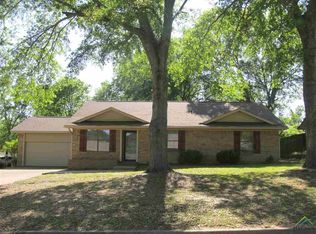 208 Bob White St, Pittsburg, TX 75686
