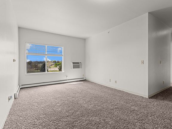 3rd image of 999 E 1st Ave #225
