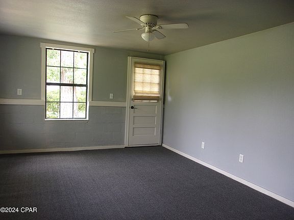 5th image of 406 E Wisconsin Ave