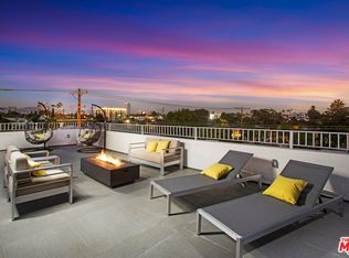 6064 Saturn St, Los Angeles, CA 90035