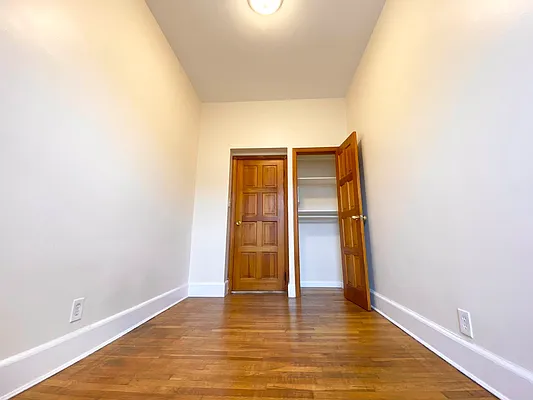 Rented by Compass | media 30