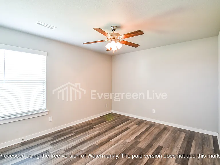 370 N Mojave St — Photo 11