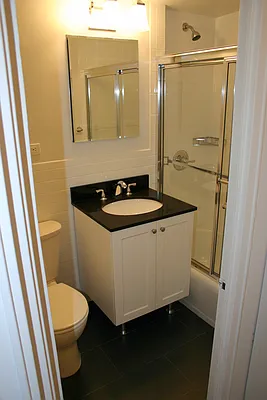 Rented by Carlyle Property Management | media 2