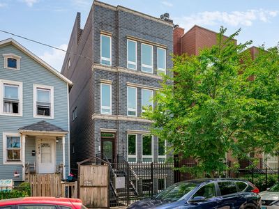 1415 W Walton St #3, Chicago, IL, 60642