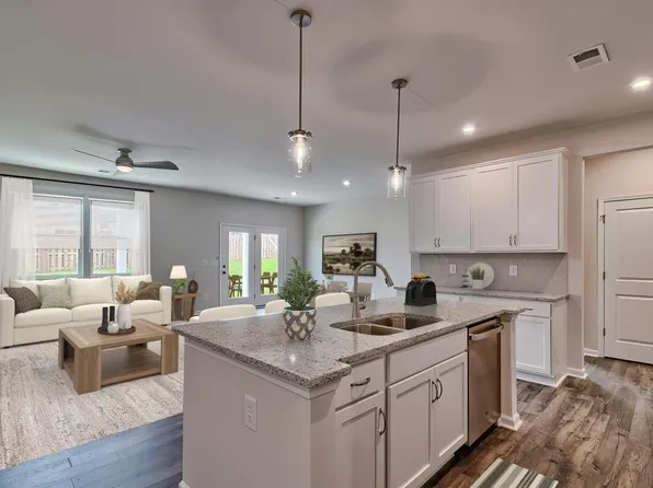 327 Ursus Dr, West Columbia, SC 29170