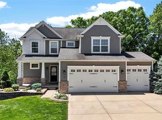 110 Little Tree Ct, Wentzville, MO 63385