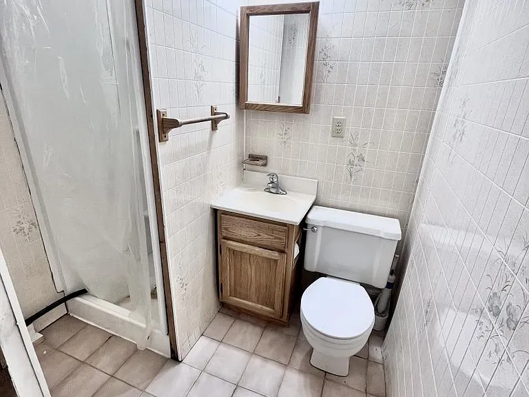 501 N 12th Ave — Photo 7