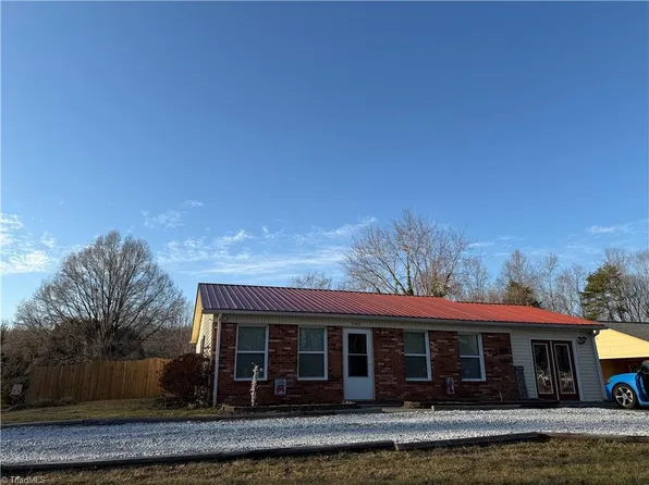 503 Weatherford Dr, King, NC 27021