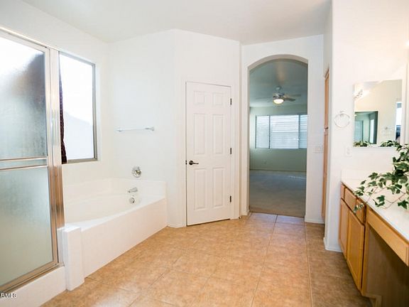 5th image of 8821 W Midway Ave