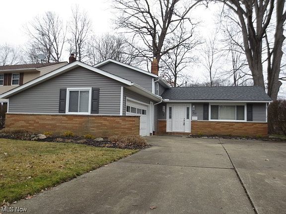 2nd image of 6593 Forest Glen Ave