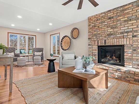 3rd image of 17180 Jordan Ct