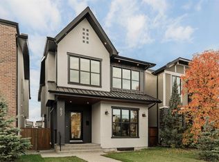 627 E 16th St NW, Calgary, AB T2N 2C2