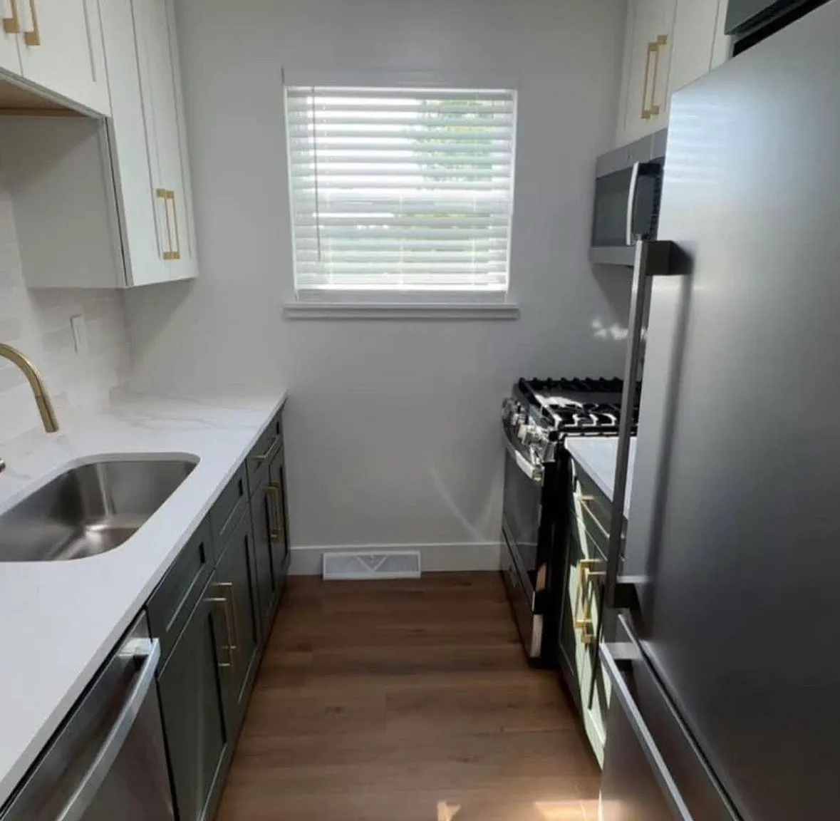2 bed, 1.5 bath, 1075 sqft, $1,850 — Photo 3